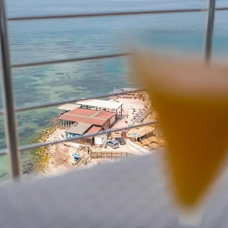 Spectacular Seaview Penthouse *